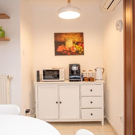 Classic Apartment Near The City Center Cluj-Napoca Eksteriør bilde